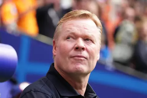 كومان: عندما كنت في برشلونة كان الوضع المالي صعب للغاية